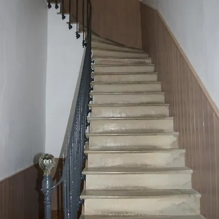 Chez Claire Apartman *